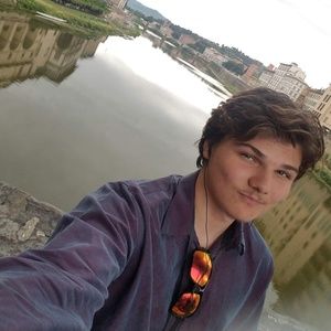 Meet your Posher, Giovanni